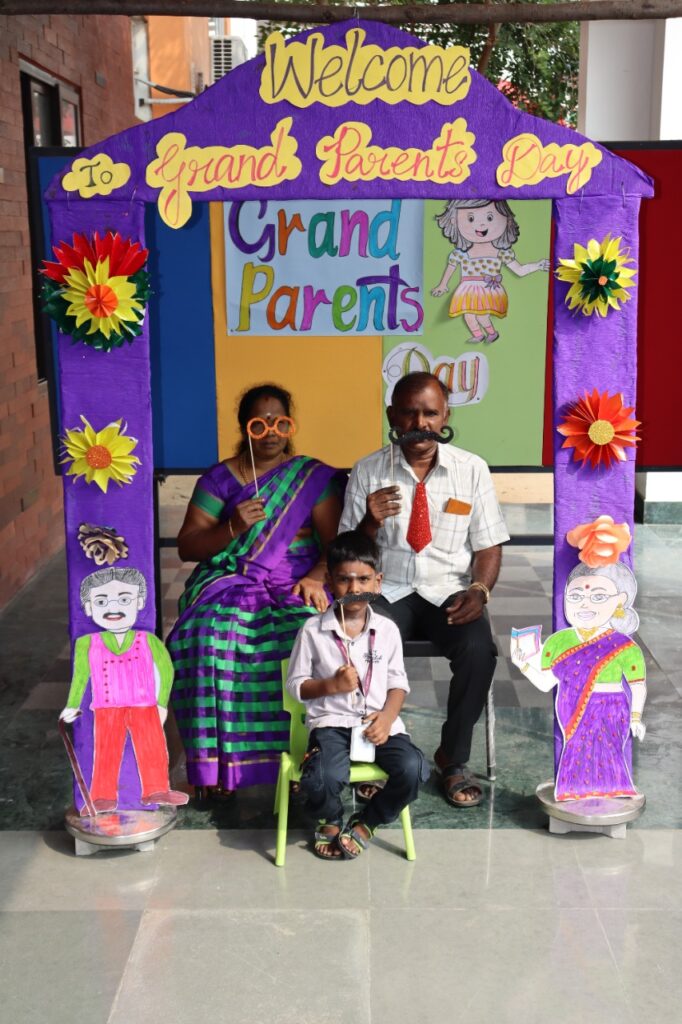 WhatsApp Image 2022-12-06 at 1.38.59 PM (2)